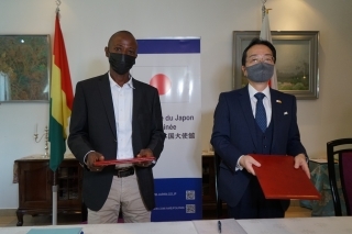 草の根署名式写真3